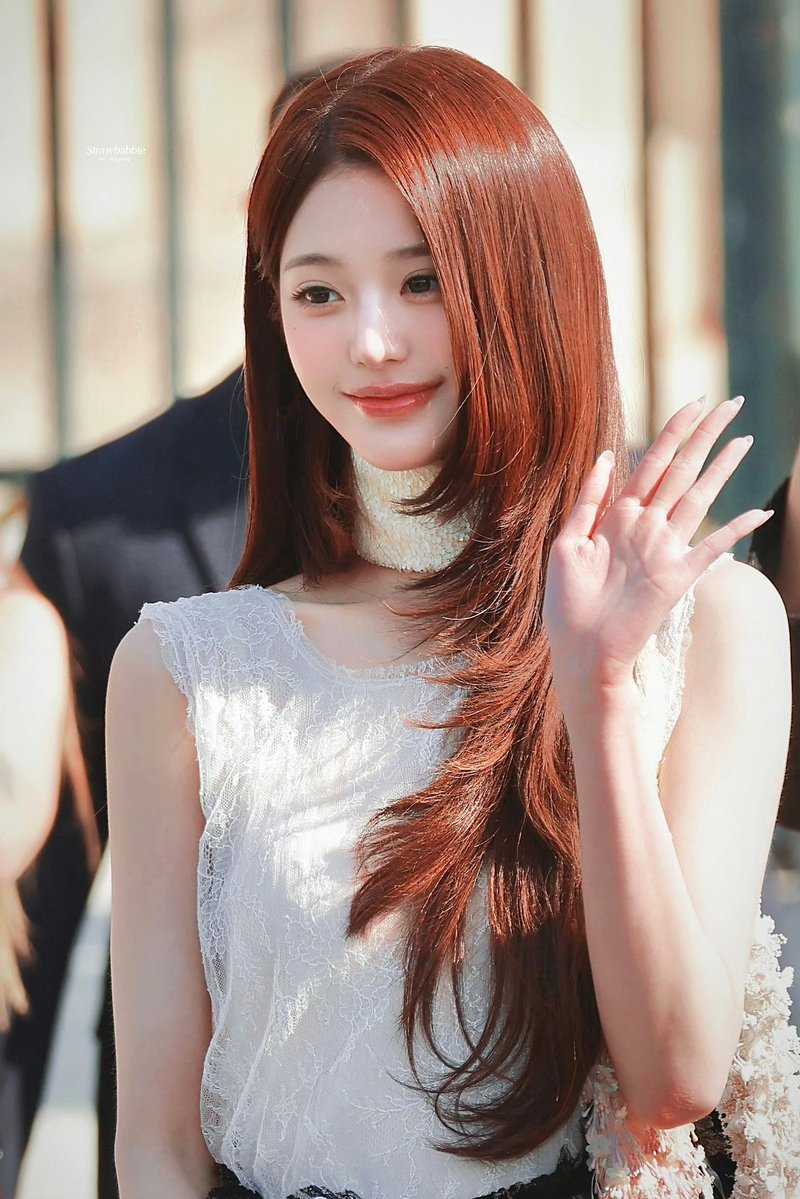 Vanish77ing's tweet photo. Wonyoung’s glamour elevates Dior’s Paris moment.

WONYOUNG IN DIOR
#WonyoungDiorSummer27
#JANGWONYOUNG
#WONYOUNG
#DiorSummer27 @Dior https://t.co/nItsiFcCSW