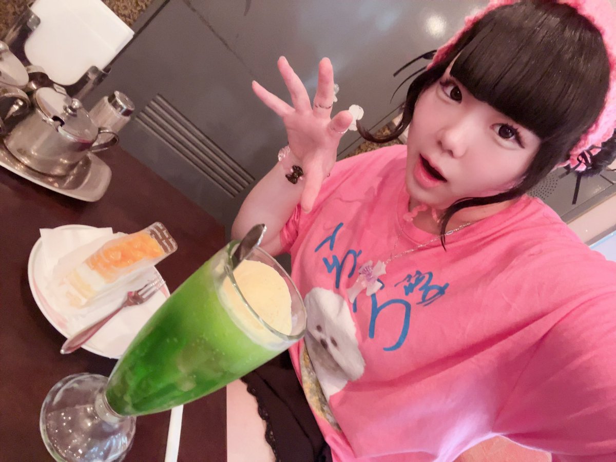 iv_362's tweet photo. 喫茶店が大好き💤
 #喫茶ノーベル 
 #中野ロープウェイ https://t.co/tn9SL2W5QB