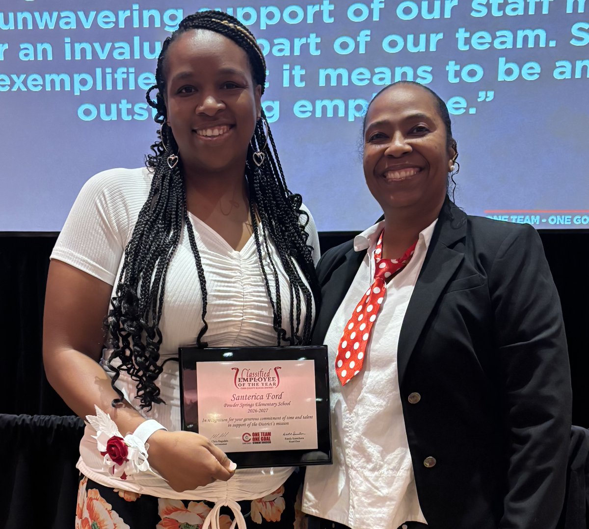 PowderSpringsES's tweet photo. Our lovely Classified Employee of the Year was honored at the CCSD Luncheon ⭐️. Way to go Ms. Ford 🥳. https://t.co/DBdTMWr7x9