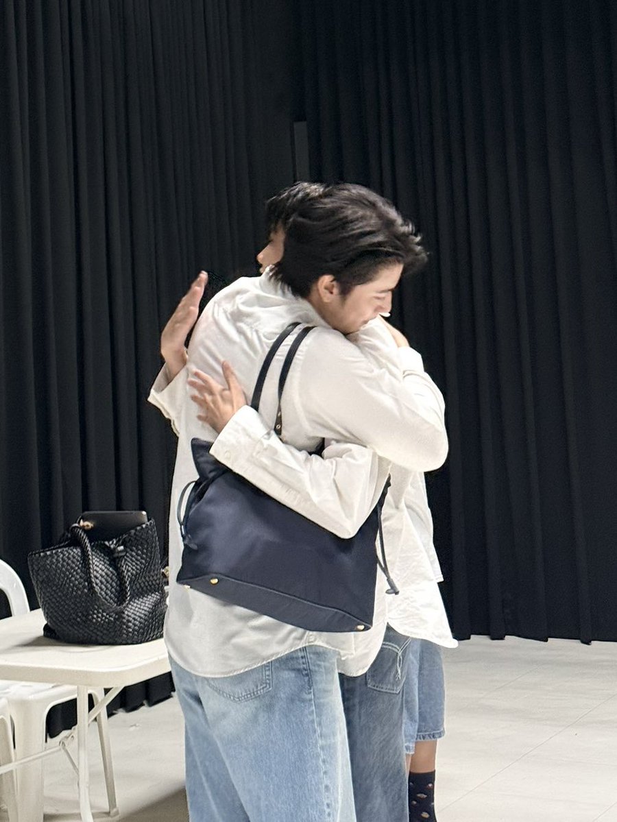 amaaron41's tweet photo. ที่องศาบอกว่า ...

“ผมเป็นคนเชื่อใน Soulmate เป็นคนเชื่อในแรงชะตาลิขิต มันคงมีเหตุผลอะไรที่ทำให้เราต้องมาเจอกัน”

มันคือแบบนี้เองสินะ ไม่มีกำแพงอะไรเลย ติดกอดกันมาก อินเลือกมาเองกับมือ 🫪
( คือถ้าคนอื่นไม่ถ่ายก็ไม่รู้ )

☁︎☀︎ #InnOngsa #อินองศา
@innjakkrasin @Ongsacelcius1 https://t.co/ttwPSHttNx