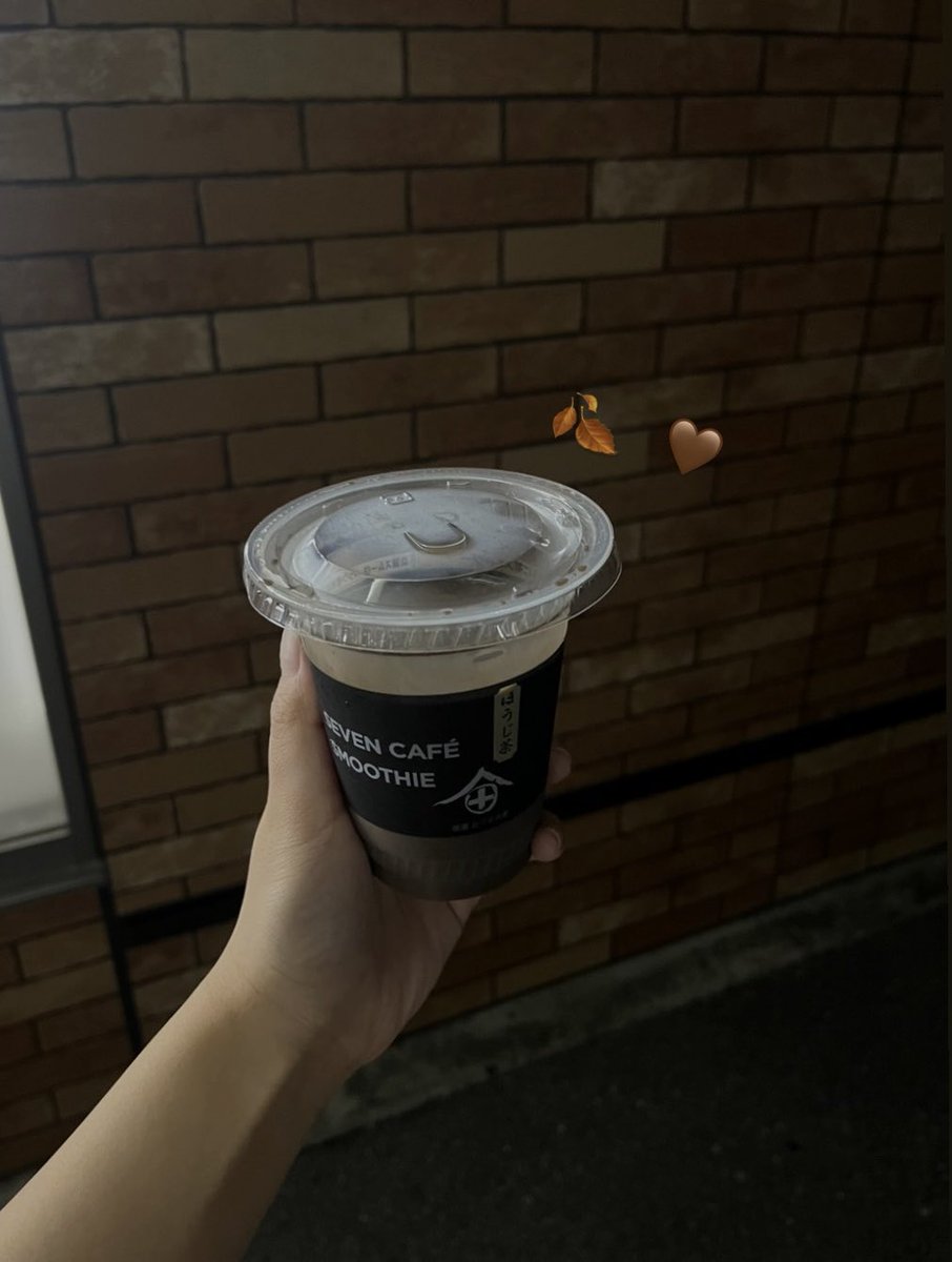 byeol_o6's tweet photo. 🍂⟡.·*.     #日常垢 https://t.co/BGyCq2ydhE