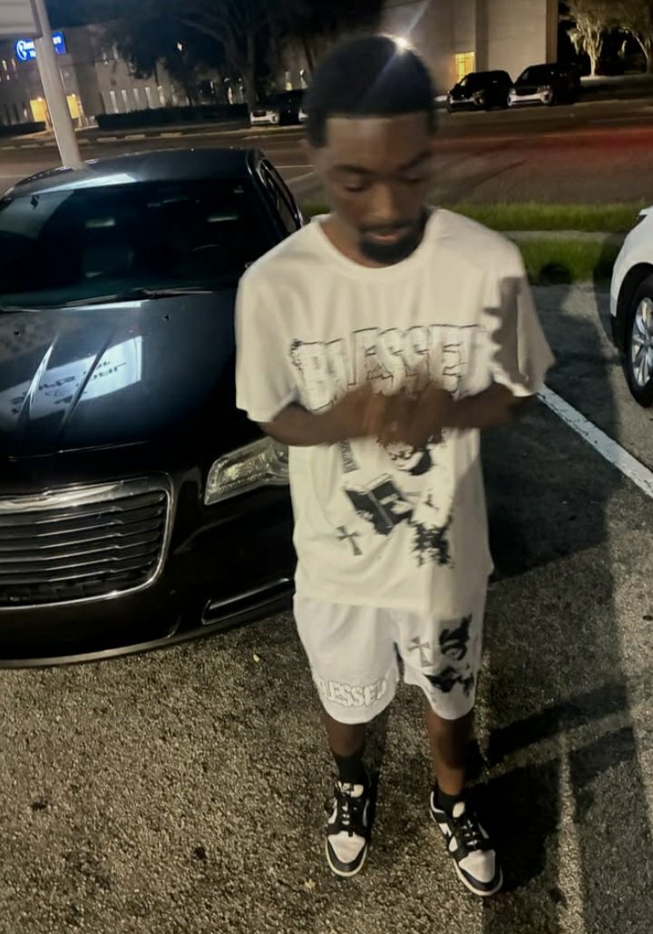 Perk173189's tweet photo. “Same me, different chapter. 🩸📖”
#Jacksonville #duval #JaxFreaks #904freaks https://t.co/Yi97MSB696