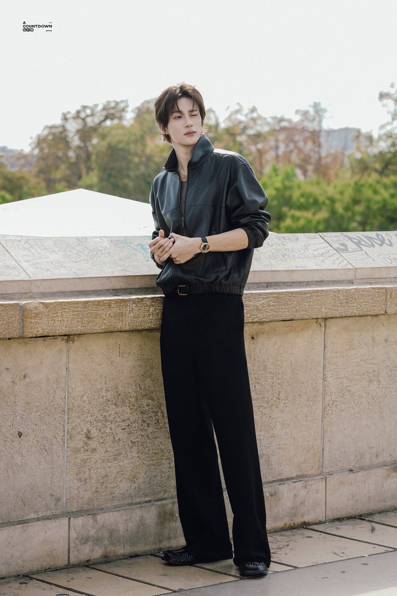ACOUNTDOWN321's tweet photo. 260929

#ANTON #앤톤 #찬영 #RIIZE #라이즈 #ANTONxSaintLaurent https://t.co/ccO2EiMAgf