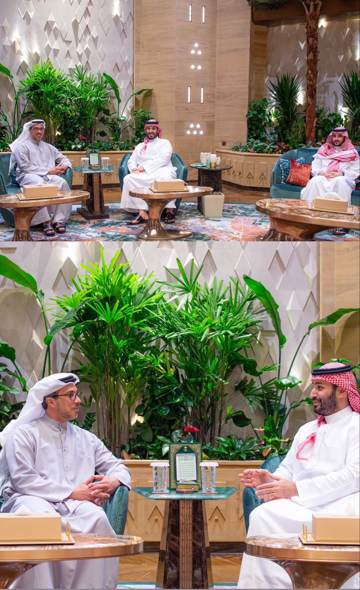 ben_sheblan's tweet photo. سمو #ولي_العهد يلتقي سمو الشيخ منصور بن زايد آل نهيان، ويستعرضان العلاقات الأخوية بين البلدين الشقيقين، وتطورات الأوضاع في المنطقة.

@  @kbsalsaud https://t.co/4qVlQYSji5