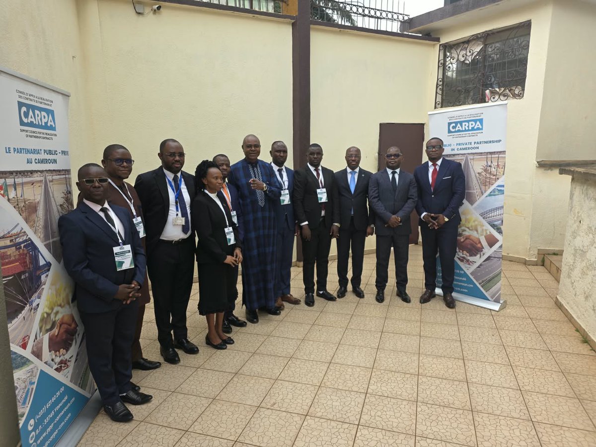 ARCP_PPPUnit's tweet photo. Un grand pas vers la réussite des Partenariats Public - Privé PPP au Burundi. 

5 cadres de l'ARCP viennent d’être certifiés par la Maison Internationale de certification APMG basée à Londres, comme des professionnels des PPP ayant de connaissances internationales uniformes. https://t.co/UlJ35Xtyb7