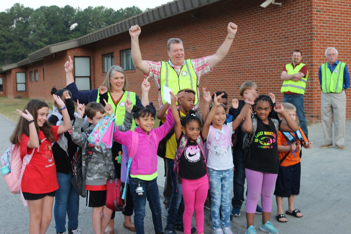 walkrollschool's tweet photo. Get pumped for #WalkRollToSchoolDay next week! It’s not too late to make some noise about your celebration – these tools to help you maximize your Walk &amp; Roll to School Day outreach: https://t.co/a7HAfDQ8S0 https://t.co/2nBuF9jqTo