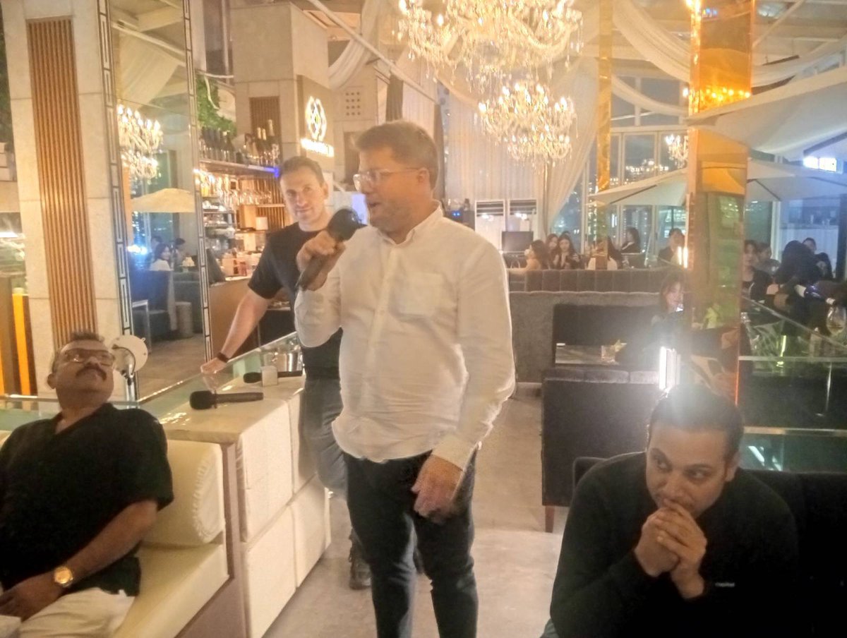 BeldexCoin's tweet photo. A glimpse from the Beldex Private Dinner with @Acurast in Seoul 🇰🇷

A great evening of conversations, connections, and ideas with the Web3 community.

Thank you @BDXcris sharing a few words on Beldex’s vision, where we’re headed, and what’s next for the ecosystem. https://t.co/p9RrbSWEJv