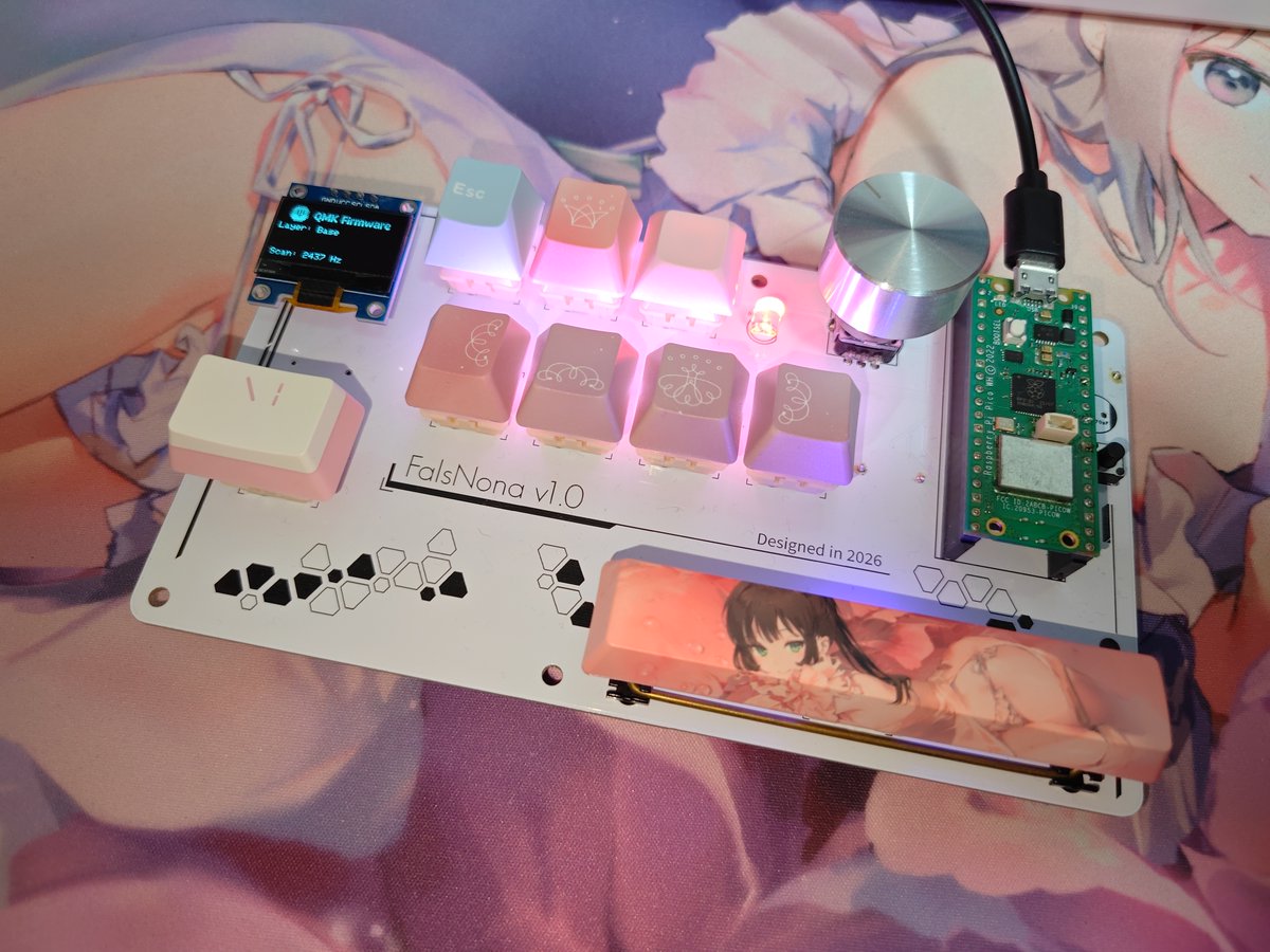 Rye_arcaea's tweet photo. In Falsus用デバイス https://t.co/BAMlVR0E0D