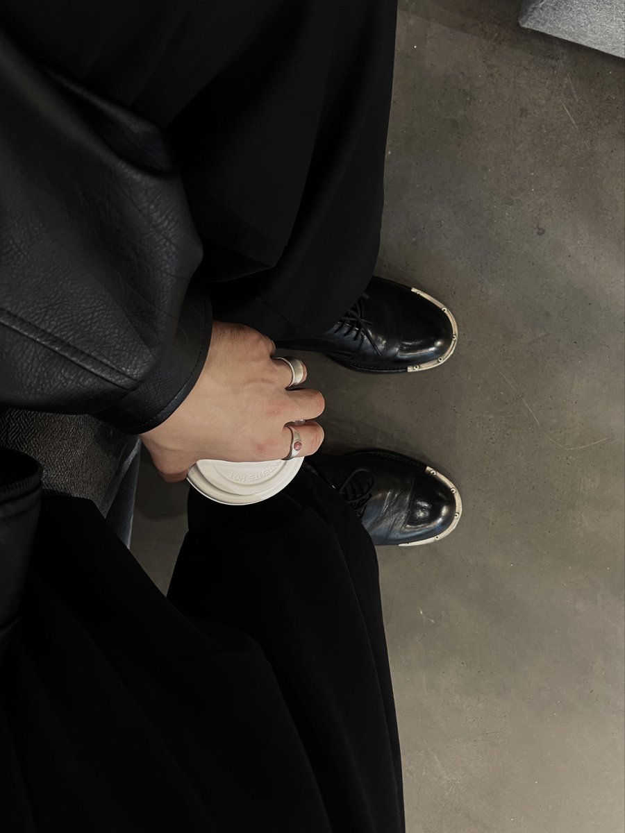 andykrtr's tweet photo. new boots w metal toe check https://t.co/Q5Loelp1gM