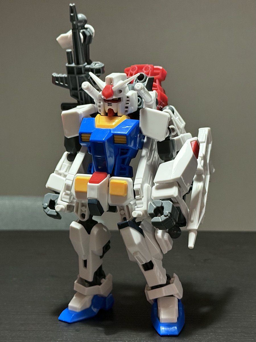 mofmofmou's tweet photo. ゲテになりがちなガンダムミキシマイズをわりとまじめに好きな感��のかっこいいカスタムしてみた。 https://t.co/pjIaBrzcYS