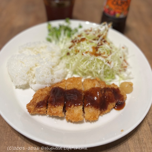 chima_renren's tweet photo. チーズマフィン・うまトマナポリタン・とんかつ～食事記録
9/28（月）の総摂取カロリーは1402kcal、消費カロリーは203kcal、あすけん83点でした。
 - レンレンのひとりごと… https://t.co/MI5aC7e0HN #食事記録 #レコーディングダイエット #ダイエット #今日のごはん #あすけん https://t.co/CCBJFlfSsJ