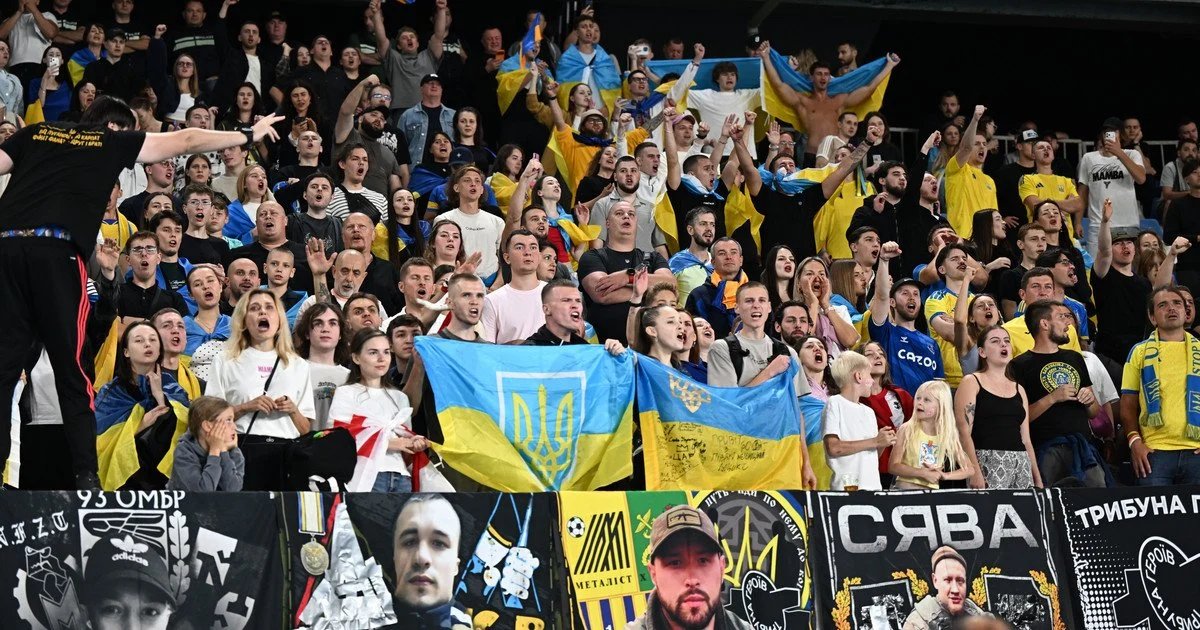 3zppyj's tweet photo. Яка атмосфера на матчі Україна — Грузія! 🇺🇦🇬🇪 Українські та грузинські фанати співали, підтримували свої команди й дарували одне одному неймовірну енергію. Саме за такі моменти ми й любимо футбол! ⚽️🔥 https://t.co/Od0AXdfa8U