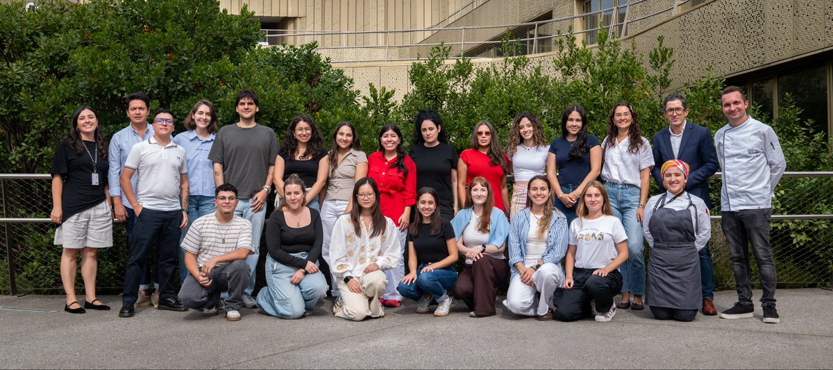 bculinary's tweet photo. 🚀Arrancamos la semana dando la BIENVENIDA a una nueva generación de profesionales preparada para aprender, crecer y seguir desarrollando su pasión.
Comienzan el Máster en Cocina, el Máster en Cocina Dulce y el Curso en Bartender.
¡A por todas! 🙌 https://t.co/1Sl04V3E1b