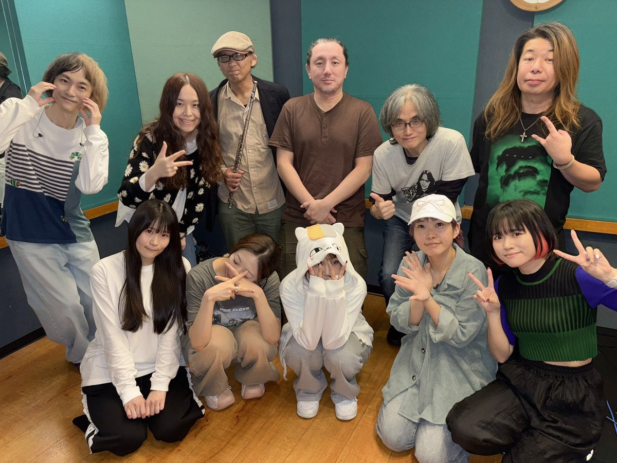 xoxo_extreme's tweet photo. ヒカシューさんとのツーマンに向けてのバンドリハでした！！！

久々のAlsciaukatさん！
現体制初披露の曲、あります！！！
その他、楽しみなことも沢山ありますので、是非お見逃しなく！！！😃
#ヒカエク https://t.co/GsXhOTdGZs