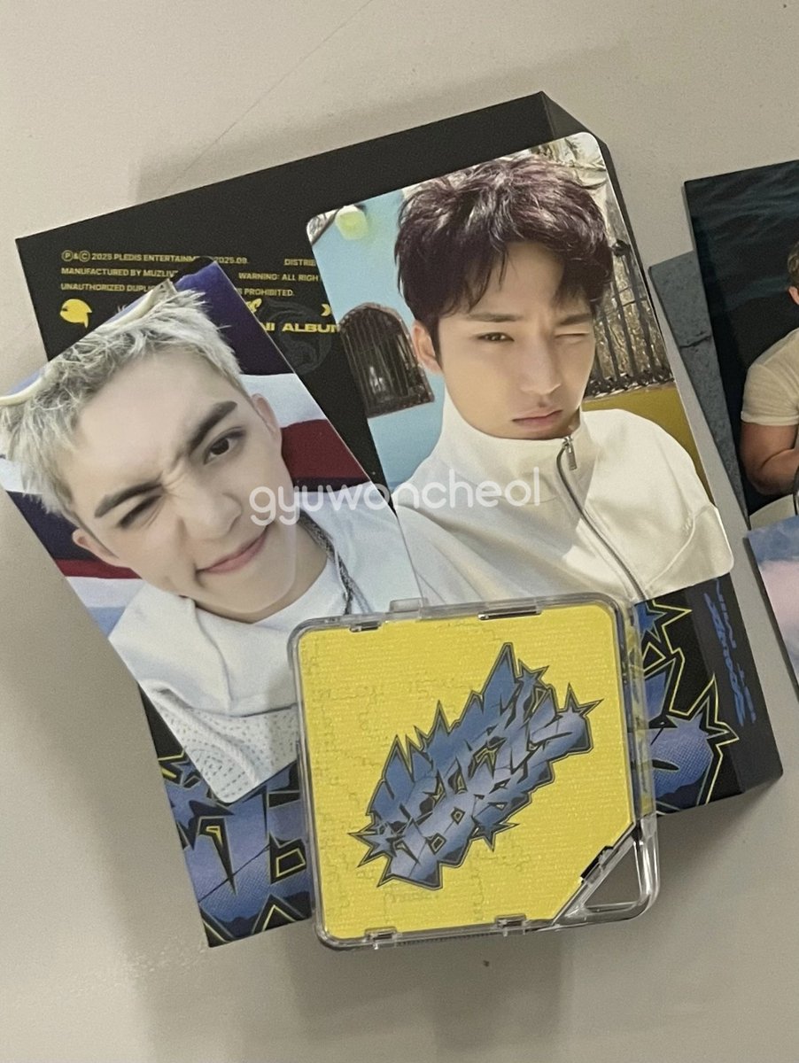 gyuwoncheol's tweet photo. 🍒 cxm 1st anniv giveaway 🐶

⭐️ 2 winners of double up caratzone pc (random set)
⭐️ 1 winner of unsealed hype vibes kit version 
⭐️ 1 winner of ₱92.9 gcash

—mbf, rt, like
—reply fav gyucheol photo + tag a friend
—willing to pay sf; ph only!

ends on 10.2, 9pm! 🩵 https://t.co/K3DFOCO5Ai