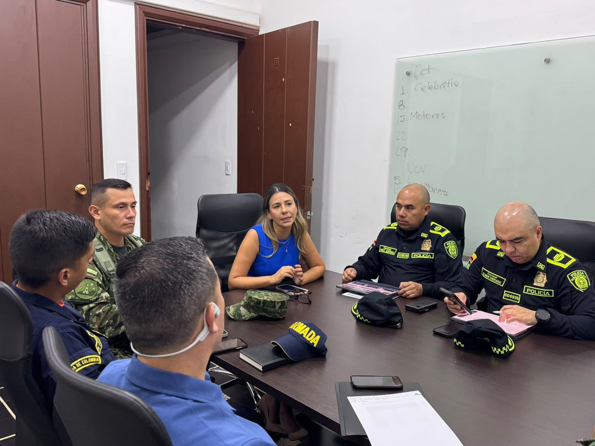 MagdalenaGober's tweet photo. La seguridad del Magdalena se fortalece con articulación y trabajo conjunto.

Por directriz de la gobernadora @mmarguiguerra, desde la Secretaría del Interior lideramos nuestra reunión semanal de articulación con el @COL_EJERCITO, la @PoliciaColombia y la @ArmadaColombia… https://t.co/h6E1m9nwsX