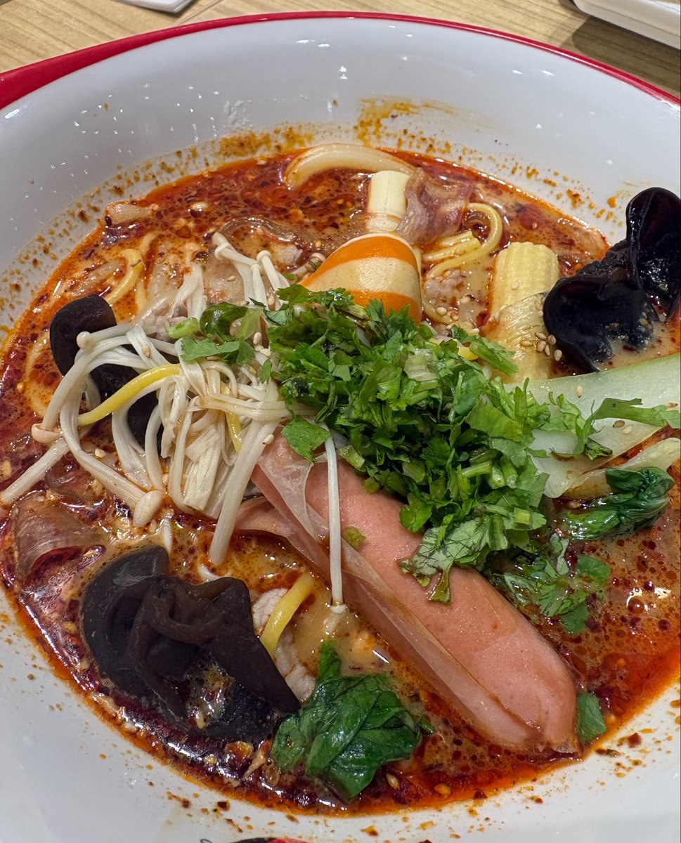 shinamon_mini's tweet photo. 昼寝してもうたから寝れんやん、、
今日食べた麻辣担うますぎた😋🔥

私が質問コーナーとかしたら
えらそうかな🥹

てことで質問に答えてみる🙋‍♀️
変なんは無視するね😌🙏 https://t.co/ABfUf4CHtQ
