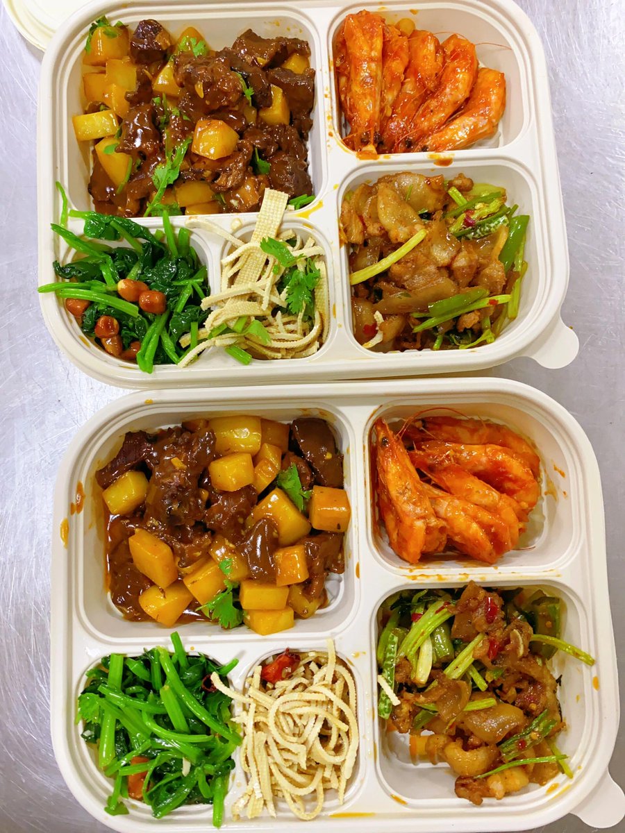 tide_charl__218's tweet photo. I grabbed the Chinese-style bento at the canteen today, the side dishes are really authentic! https://t.co/jHIjSzWlfd
