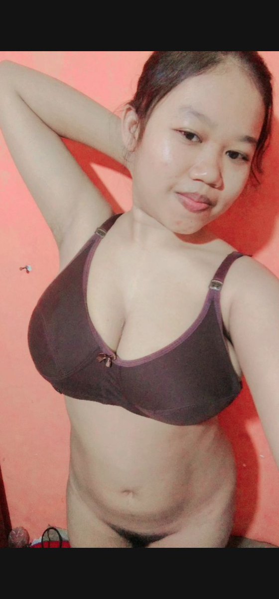 riadimustop's tweet photo. Bayangin lu di kocok pake tetenya sini uuuhhhhh🤤🤤💦💦💦 https://t.co/8OfWXAKgJw