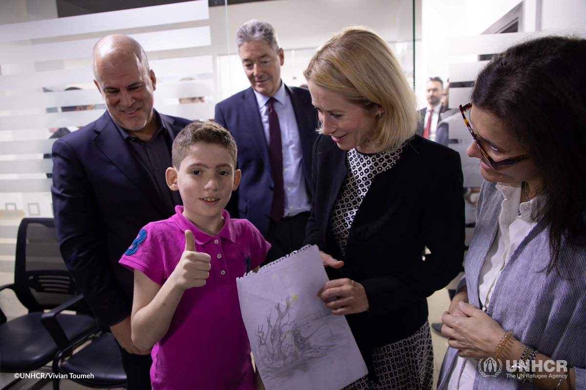 UNHCRinSYRIA's tweet photo. In Damascus, 🇪🇺EU High Representative @KajaKallas heard a simple truth: hope opens the door to return, but sustained support helps families stay and thrive. 
The most powerful voices today were those of Syrian families rebuilding their lives with EU-support. #Syria #WithRefugees https://t.co/dpJ1M2k11e
