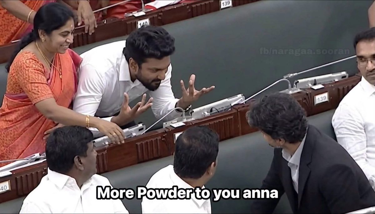 Athreyada_offcl's tweet photo. • @RJ_Balaji Ipo fire vidraa deii..🥱 https://t.co/ntn9OB1ACm