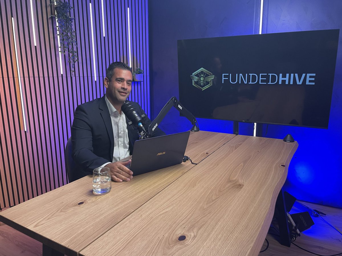 nikat241's tweet photo. 🐝 Something new is brewing in the Hive... 🍯✨
We just wrapped up recording our very first podcast episodes! 🎙️🔥 Packed with valuable insights, deep-dive discussions, and exclusive content heading your way real soon.
Get ready—we're dropping the first episode shortly! 🚀⚡️
#FundedHive #Podcast #ComingSoon #NewProject #Trading #PropTrading #StayTuned #BeeHive