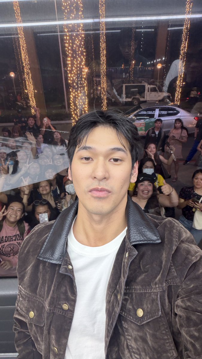 itswilbertross's tweet photo. Maraming salamat sa mga nakikanta at nakisaya 
Alam niyo naman epekto sakin pag tungkol sa music ❤️ https://t.co/IU4hyXIMLn