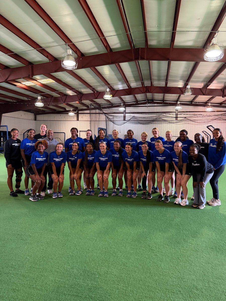 GSU_Softball's tweet photo. πΏπ€π£'π© π’ππ¨π¨ π¬ππ©π π©πππ¨π πππ£π©πππ§π¨ π€
Kevin Walker led our team through a self-defense class yesterday and taught them some valuable skills.
#LightItBlue | #WIT https://t.co/nxWpVlwkNl