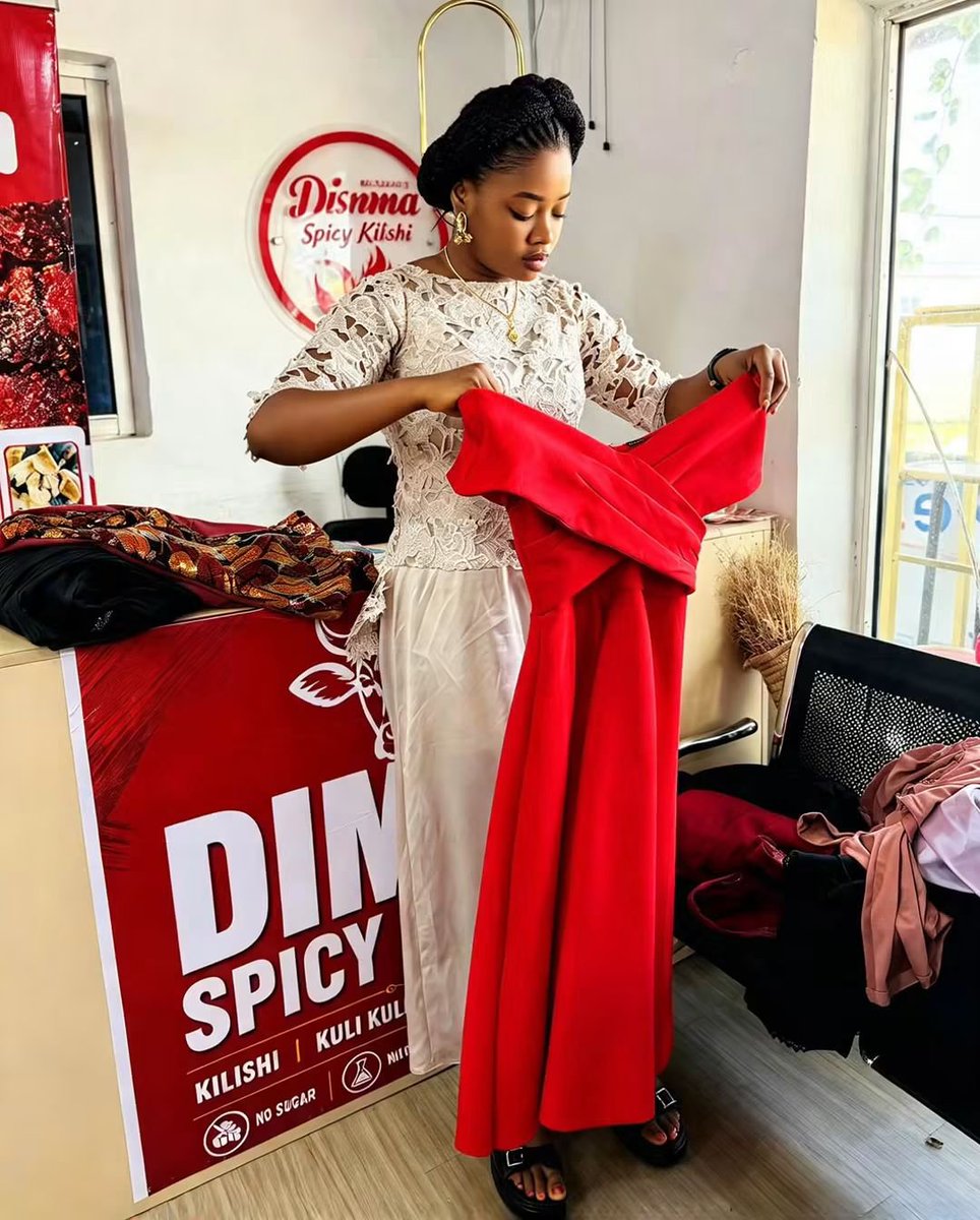 dimmakilishi's tweet photo. I have over 500 gowns to give out. 😂

I carried some to the office today to add to the orders we received. All our distributors will be getting 2–3 gowns with their orders.

And these are not old clothes o. 
They are all brand-new clothes with their labels still on them. Some are even from SHEIN.

Someone said she doubts I have her size. 😂 
I laughed because I even have size 22 for plus size. There is literally no size I don’t have.

Once I’m done sharing them with our distributors, I’ll post the remaining ones here for my followers. 

I chose to give these clothes out because I don’t want them tied down somewhere, taking up space. I would rather they go to people who will actually wear and enjoy them. I can’t wait to see the smiles it brings to everyone I give. 

Hopefully, I’ll soon get a befitting shop in a prime location for our hair brand and the boutique. I’m already hunting for one..

Moving to this location has really opened my eyes to something: every business needs a prime location.

You can have the best product, but where your business is located can make a huge difference.