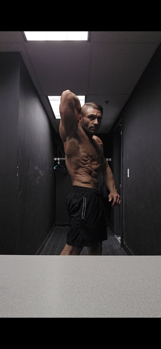 DezLabRD's tweet photo. July 20th - August 4th
Little over 2 weeks.

This is what high dose slu-pp-332 can produce. ZERO diet change. 

164.6lbs - 152.6lbs

I have been saying for a very long time that slu-pp-332 is the #1 compound for fat loss ever created. https://t.co/mzUkNq02sm