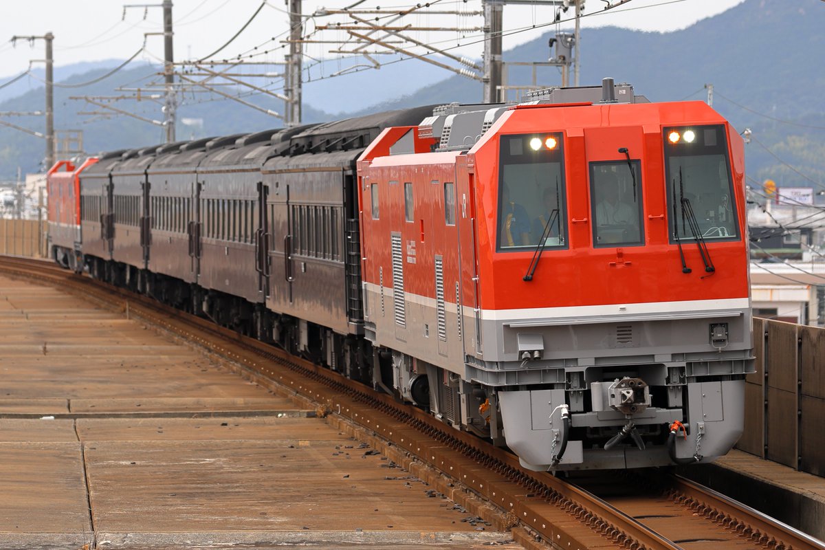 Tarusaka_Ci's tweet photo. #9月を写真4枚で振り返る
曇りがちだったなと…。そしてありがとう空の旅。 https://t.co/1l6ZykDqvK