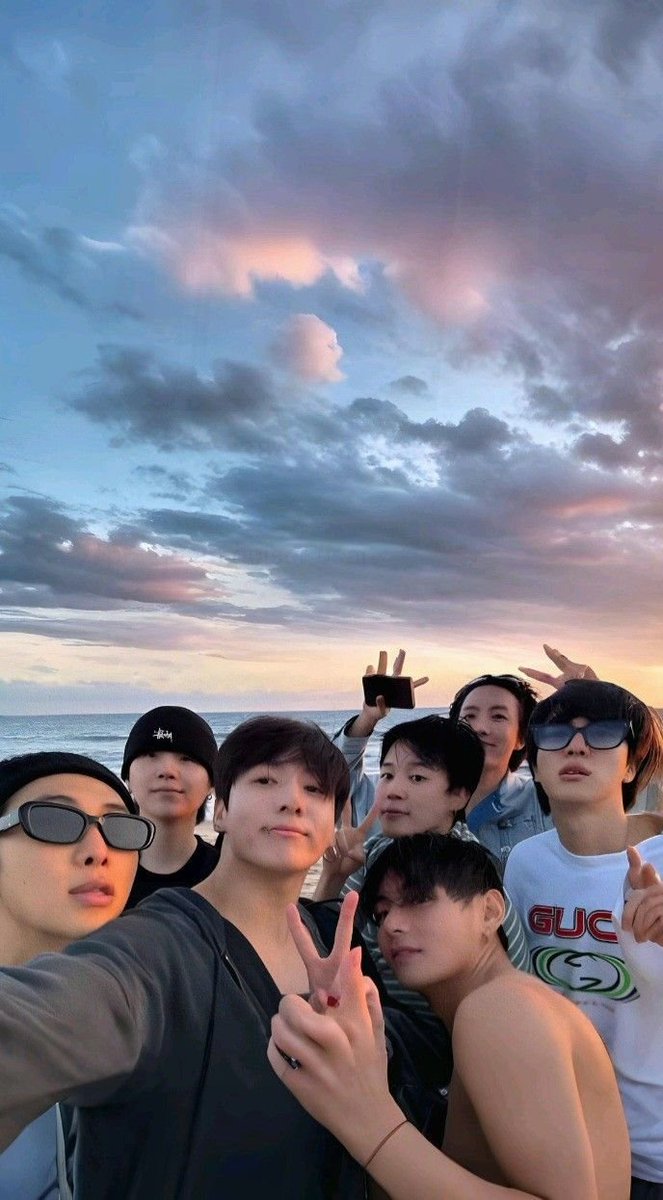 Rimfaplls's tweet photo. I vote for #ARIASBTS at the 2026 ARIA music awards 
RT &amp;Report 🔄 https://t.co/K8FL1JnM6b