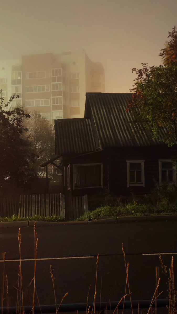 ZeeDangery's tweet photo. Атмосферно хз https://t.co/CGP4VCwGcA