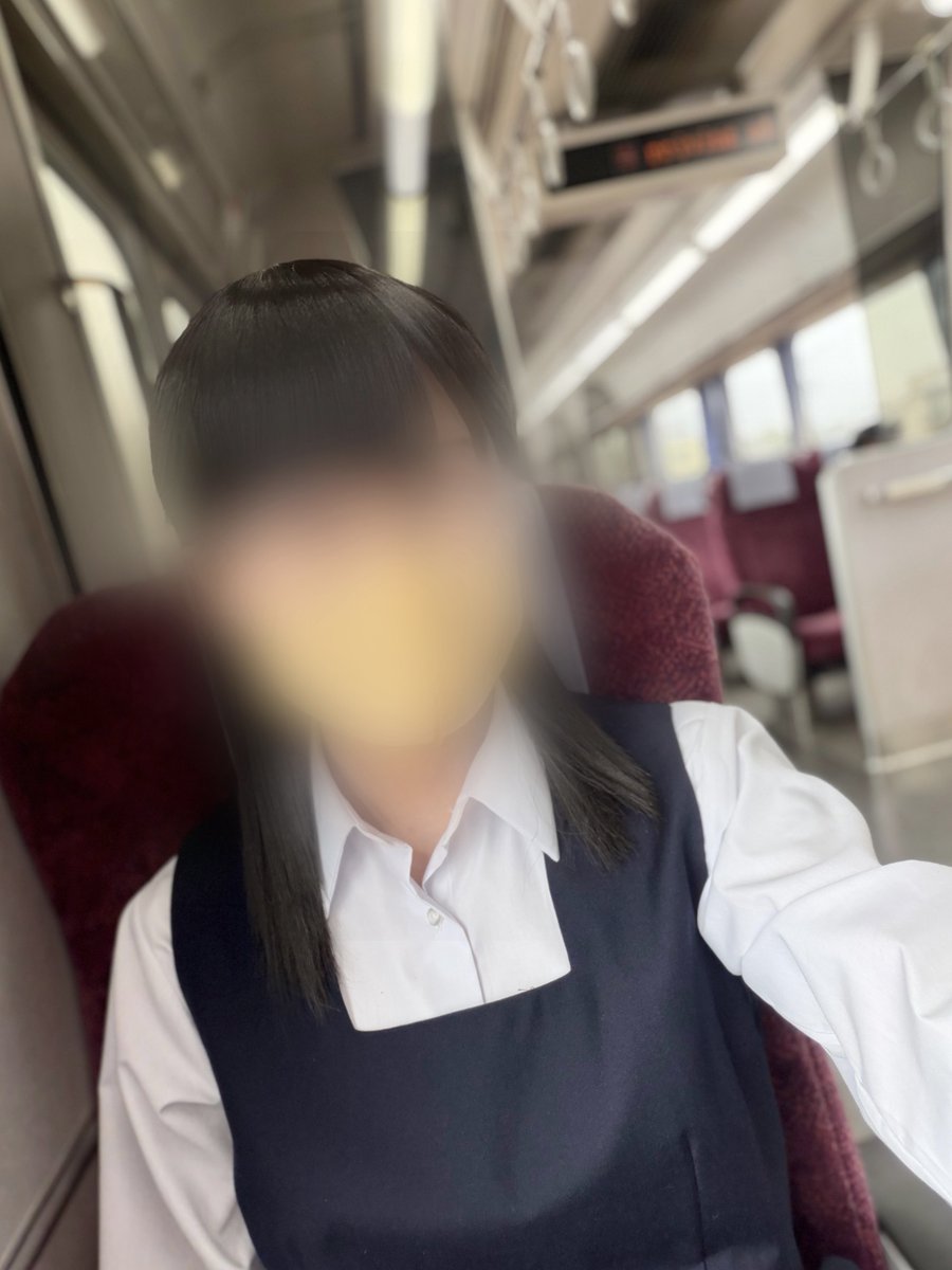 latteomrs's tweet photo. 豪華な313系🍊
元セントラルライナーの8000番代はとても快適でした https://t.co/u2Dbqiox1u