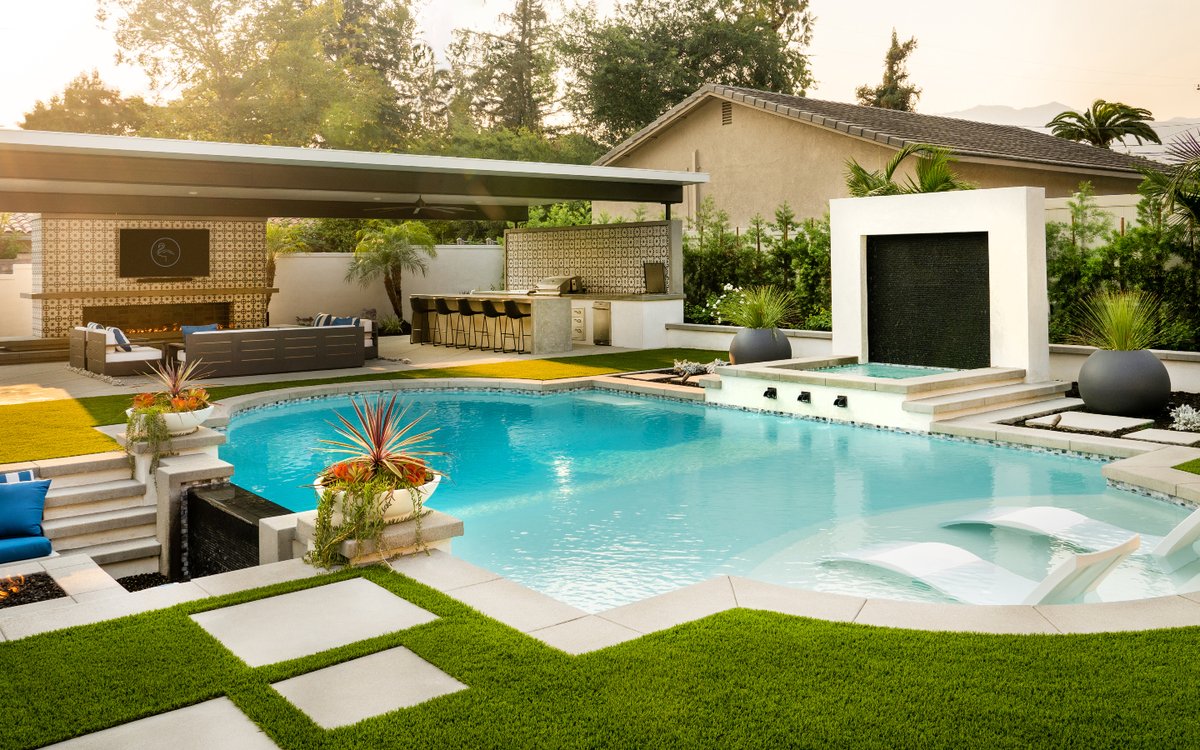 ProscapesOC's tweet photo. Not all pools are created equal. Experience the Calimingo difference. 🥂🦩✨
Tap the link in our bio to learn more and get a quote.
#CalimingoPools #luxuryliving #poolinspiration #backyarddesign #customhomes #luxurypools #poolday #outdoorspaces https://t.co/qBFowopJrD