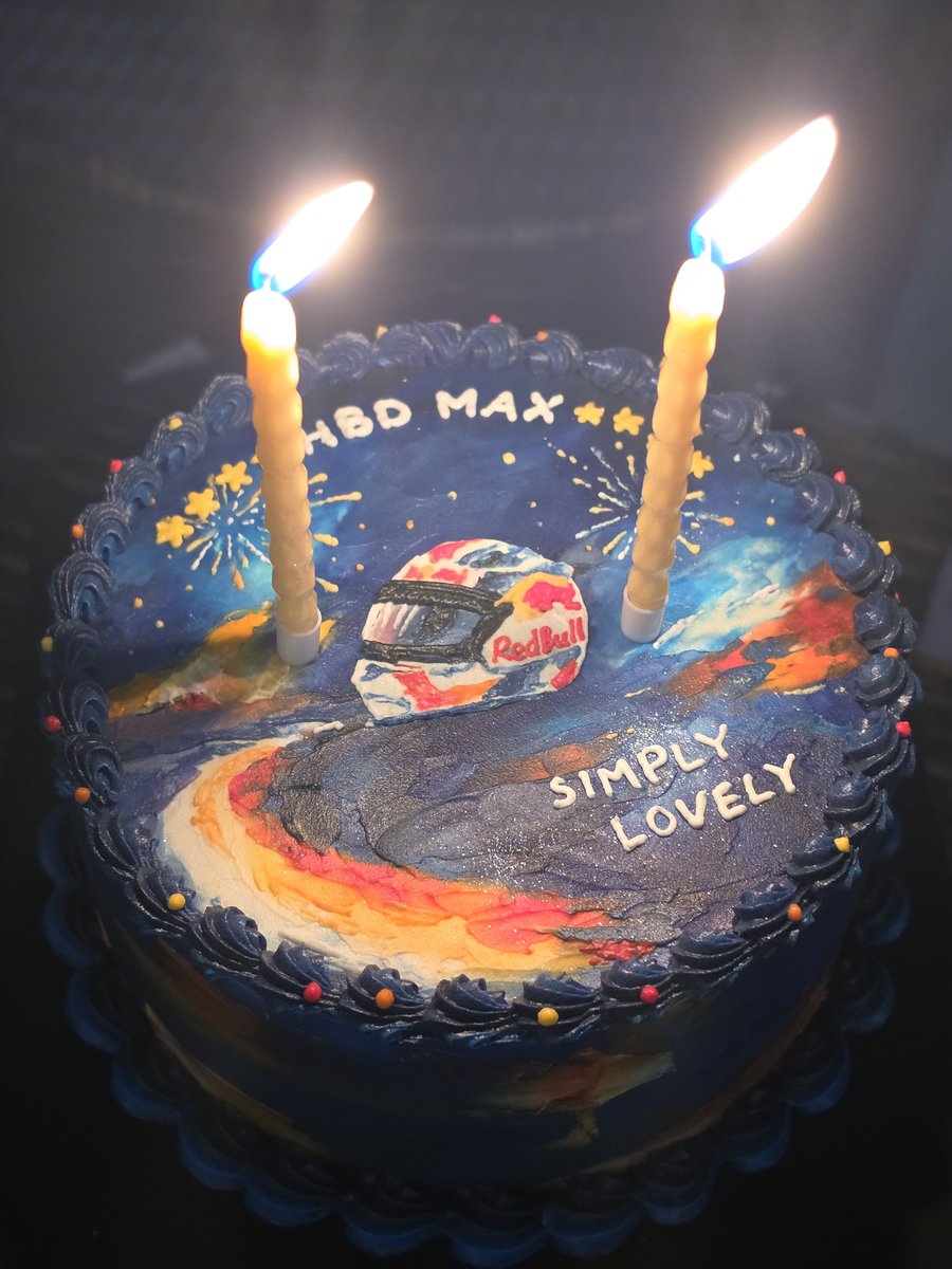 dried33walnut's tweet photo. 막스야 29번째 생일 축하해🧡🧡  39번째 생일까지 에프원하기를 https://t.co/36VifuakiS
