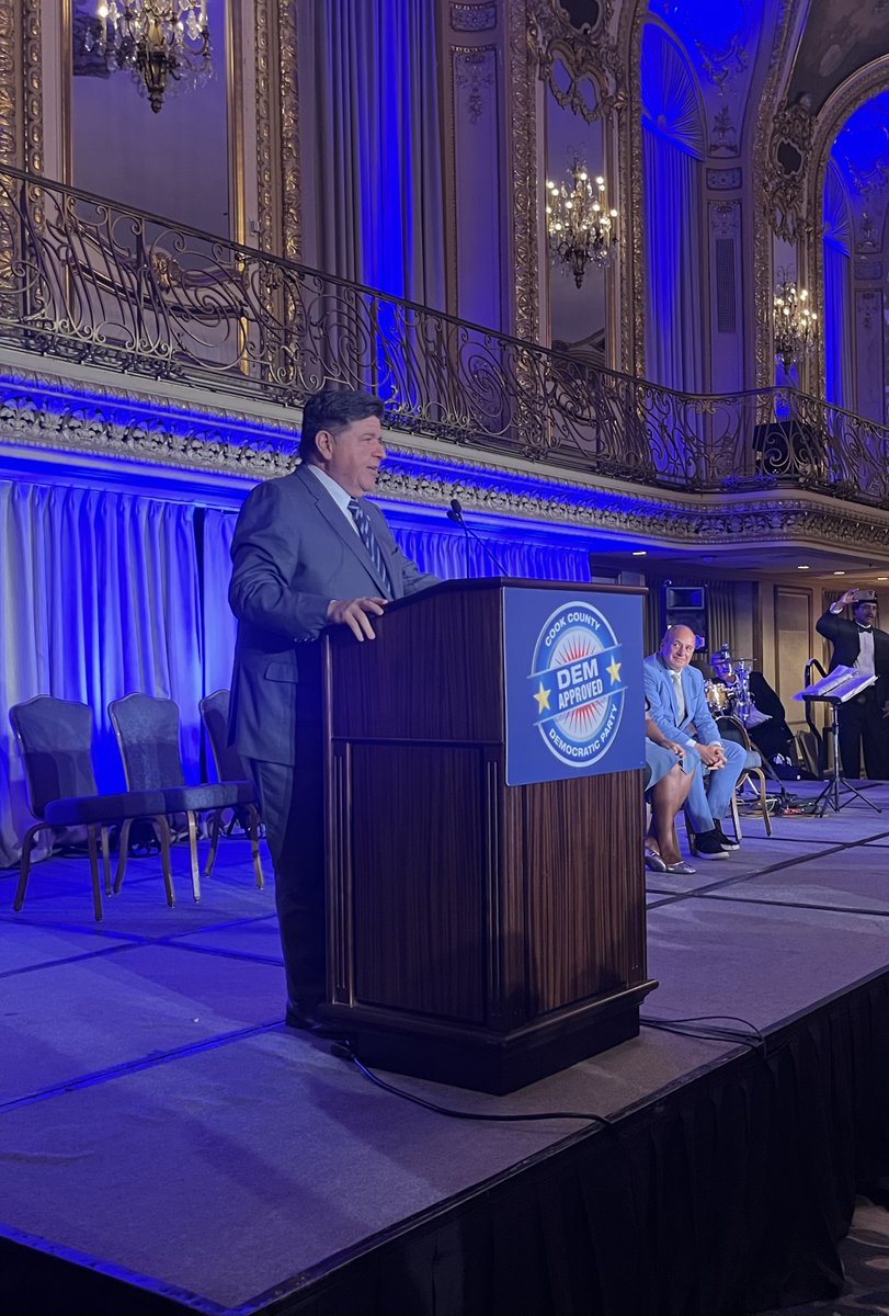 cookcodems's tweet photo. Thanks to everyone who made last night's annual reception a huge success! A special thanks to Governor @JBPritzker for keynoting our event, and congratulations again to all of our great honorees. Onward to victory November 3! https://t.co/egRWOimEMM