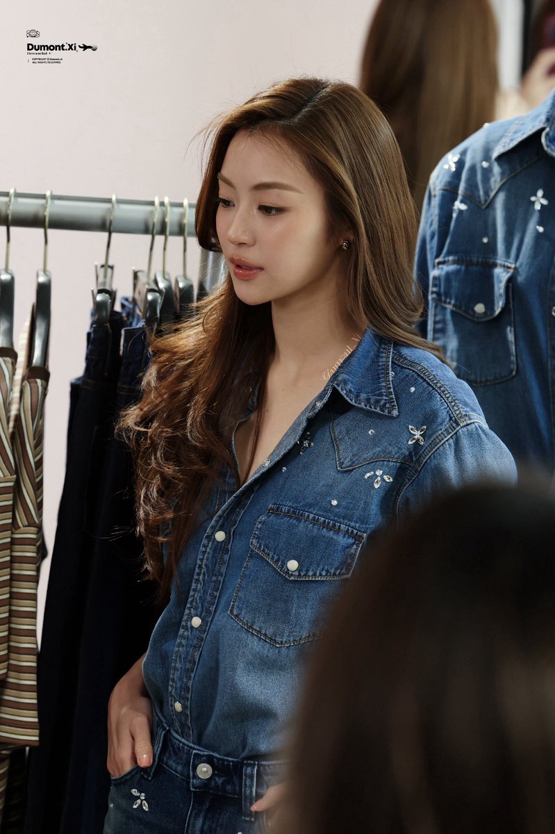 trendlmneverdie's tweet photo. MIU NATSHA AT AMR POP-UP HK
#AMRDeSaisonXMiu 

มิอุ                                                    พิเม้ก https://t.co/cACmPBO0vD
