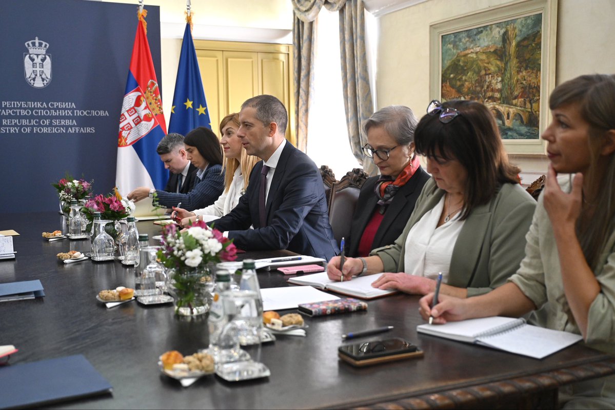 markodjuric's tweet photo. Comprehensive conversation today with the Special Representative of the UN Secretary-General and Head of the UNMIK Mission, @PeterNDue.

Discussing the upcoming @UNMIKosovo session in New York and the ongoing situation in #KosovoandMetohija, I briefed Mr. Due on the gravity of the situation on the ground, the risk of Kosovo and Metohija losing its #multi-#ethnic character, and the challenges the #Serb community continues to face.

I reaffirmed #Serbia’s firm support for UNMIK and its continued mandate, as the Mission is a pillar of the international presence in Kosovo and Metohija and provides an important framework for the #EU-facilitated dialogue to operate.
