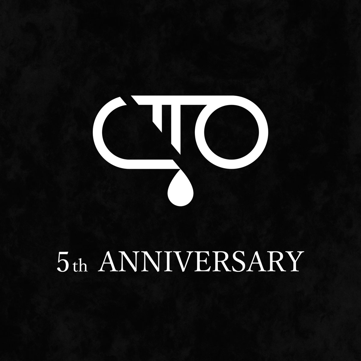 naishonopiasu's tweet photo. 初投稿から5年を迎えることができました
心よりありがとうございます

あなたのおかげで日に日に音楽をやることが楽しくなっていきます
思いっきり書いた大好きな曲を、他でもないあなたが聴いてくれることを心から幸せに感じます

まだまだ道のりは長いです
これからの一年は「愛らしく、鬱くしい」世界をぐぐっと広げて
もっともっとたくさんの曲を書きます

末永くどうぞよろしくお願いいたします

それではまた夜に

#内緒のピアス5周年
