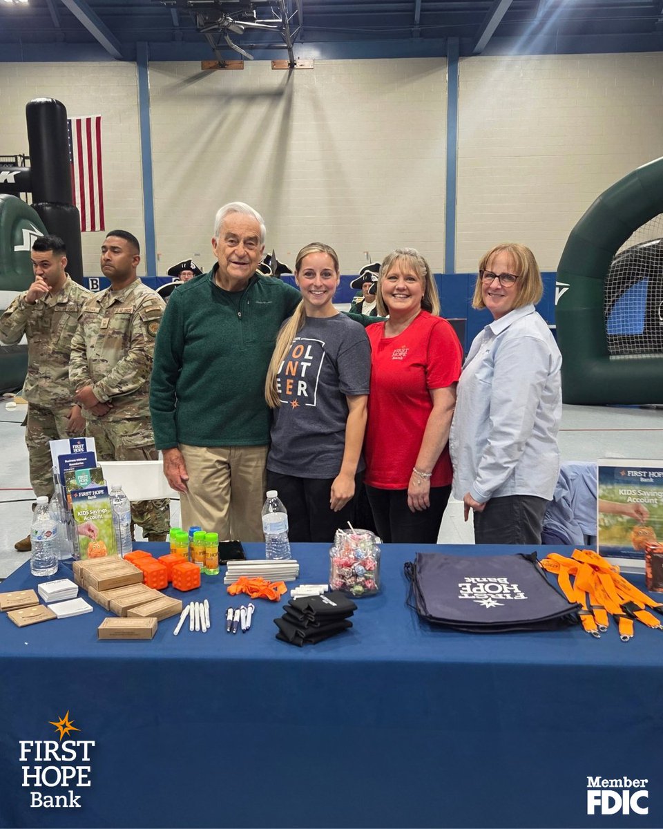 FirstHopeBank's tweet photo. There’s no place quite like Hope. 💙

Thank you to everyone who stopped by our table at Hope Day! We loved spending the day with members of the community and being part of another great local event.

#HopeDay #CommunityBanking #HopeNJ https://t.co/OwwZvHKj91