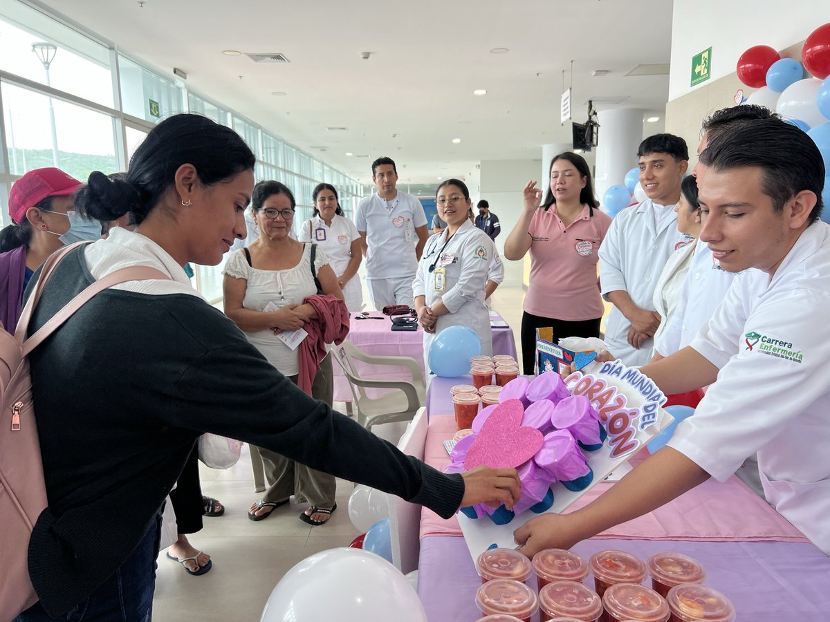 HEP_DPSM's tweet photo. ❤️🫀 En el marco de la conmemoración del Día Mundial del Corazón, los internos rotativos de la carrera de Enfermería de la Universidad Estatal del Sur de Manabí (UNESUM), junto con los tutores institucionales del @HEP_DPSM  desarrollaron una jornada educativa y participativa 🏥❤️ https://t.co/3EfUh84nuD