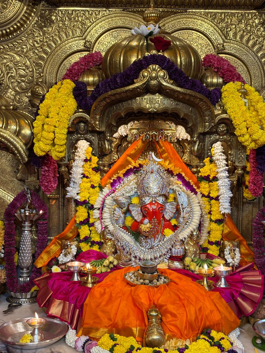 SVTMumbai's tweet photo. 🙏गणपती  बाप्पा मोरया 🌺मंगलमूर्ती मोरया 🙏२९/०९/२०२६
🙏Ganapati Bappa Moraya 🌺 Mangalmurti Moraya  🙏 29/09/2026 https://t.co/teS25u0Eeg