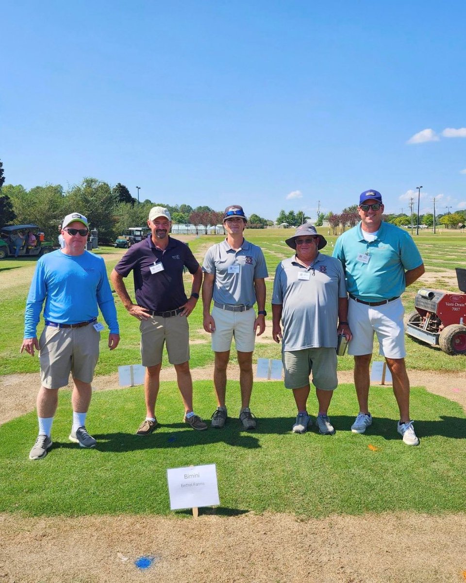 BethelFarms's tweet photo. Great visit to the Mississippi State University Turfgrass Research Field Day! Our team got a look at BIMINI Bermudagrass in MSU's independent turf trial plots!

#MSU #fieldday #BIMINI #bermudagrass #grass https://t.co/8BiCpBrmTR