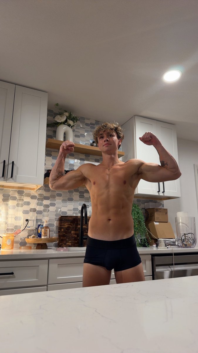 haydengreenefit's tweet photo. Good morning X 😉🤳 https://t.co/GKXQMHIRHl