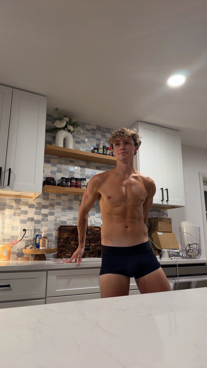 haydengreenefit's tweet photo. Good morning X 😉🤳 https://t.co/GKXQMHIRHl