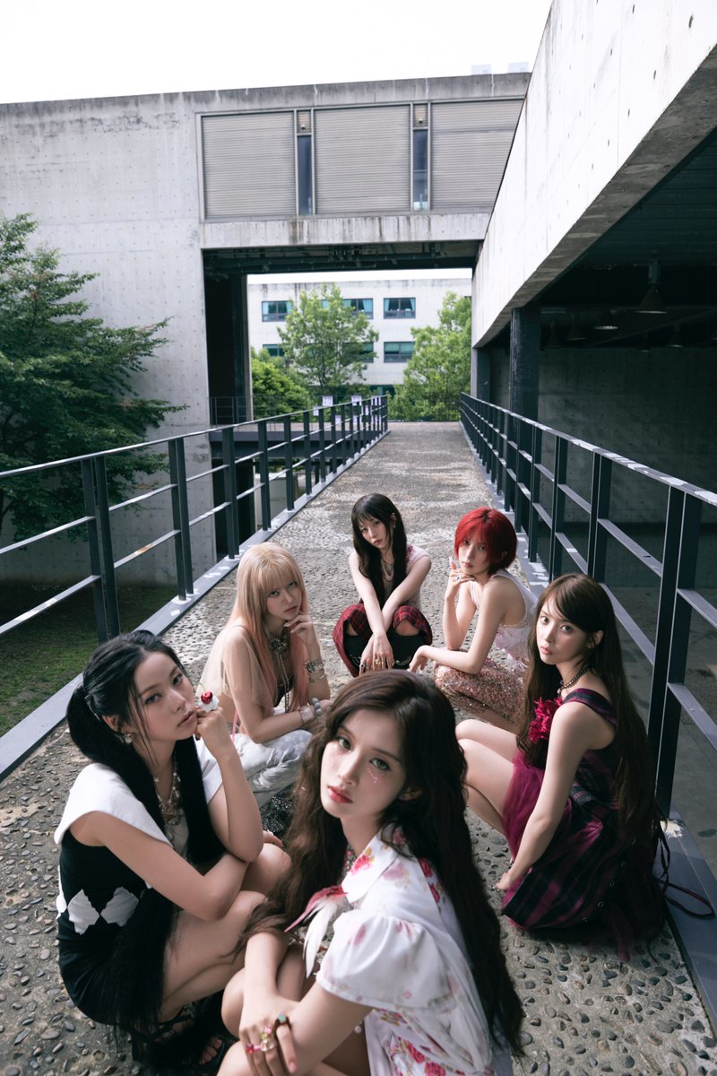 NMIXX_official's tweet photo. NMIXX(엔믹스) “Strange Muse” Concept Photo: Strange Ver.

NMIXX 6th EP “Strange Muse”
➫ 2026.10.19 6PM (KST)

🏹 Pre-Save &amp; Pre-Add &amp; Pre-Order
https://t.co/2UboQIgim3

#NMIXX #엔믹스
#Strange_Muse
#긴소원 #BirthdayWish
#긴소원_BirthdayWish https://t.co/yrdyh9GWCH