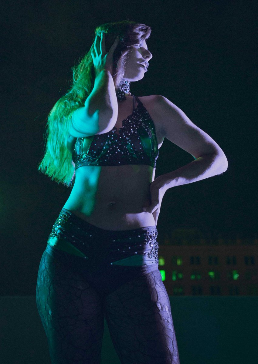 MaraJadeMiller's tweet photo. I fucking hate Melly Chapel (BECAUSE THAT IS HER NAME fuck this Millicent bullshit) and because I don't forget or shy away from where I come from like she does, I'm restoring the GORE in the Gore &amp; Glory title and taking the title back to EVP with me.

#RestoreTheGore https://t.co/qbkmrmNcK7