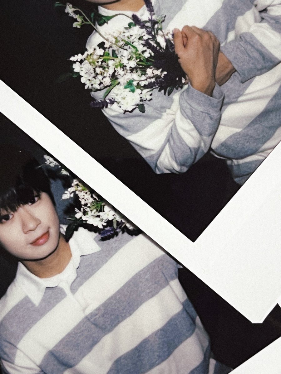 hxlfff's tweet photo. #파란_어둠으로_다이브_숨은_폴라를_찾을_수_있을까

자, 여기서 누가 꽃이지?
 ⤷ 수호, 채수호요! ˖ 𓈒യ 🐶  ༘

         ⠀:¨ ·.· ¨:⠀
⠀          `· . · 🌷
                  ⠀:¨ ·.· ¨:⠀
⠀                   `· . · 🤍 https://t.co/uIxY4QF9Ec