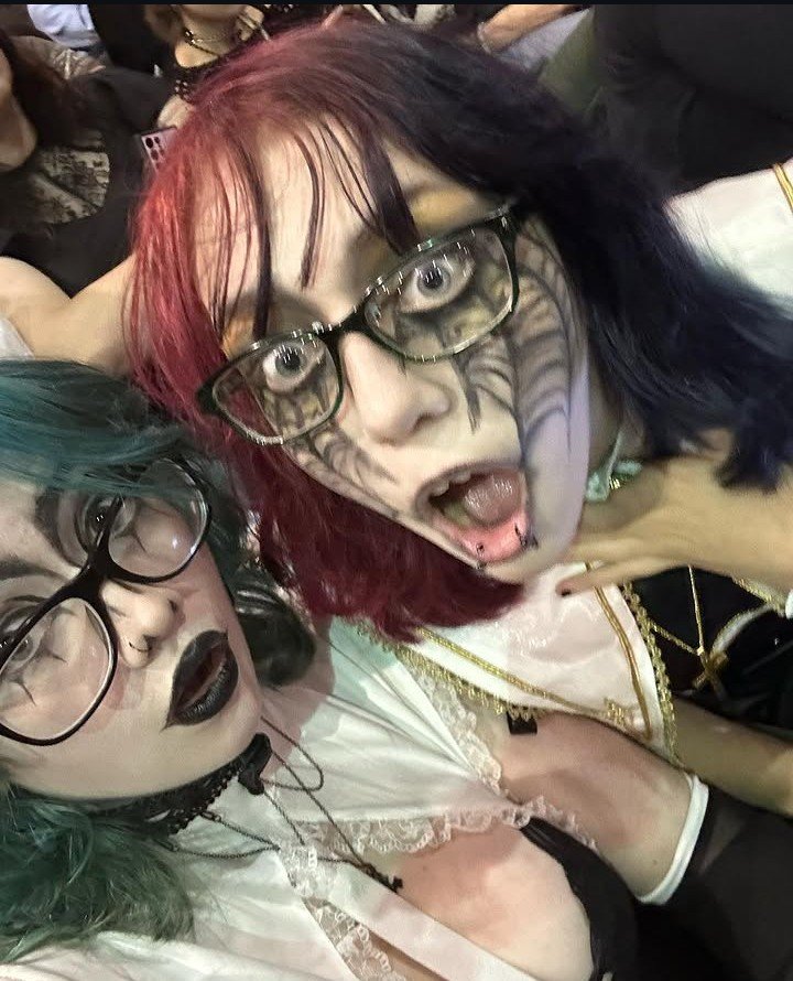 teasemeilldoit's tweet photo. Emo 🍇 bait facep0rn >>> https://t.co/17yMZoCBO7